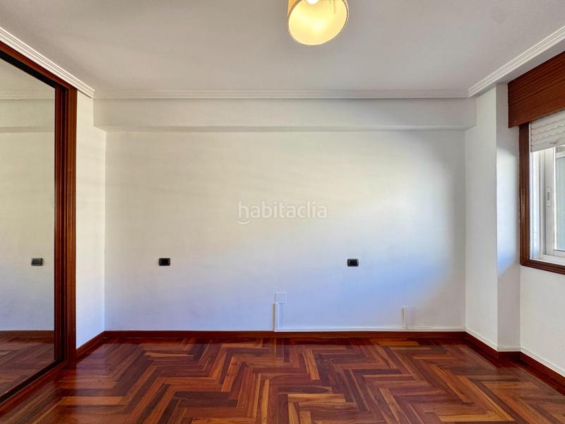 Foto d801dbaf-fc5e-4a45-856c-3ec16b31004c. Location appartement avec chauffage parking dans Centro - Areal Vigo