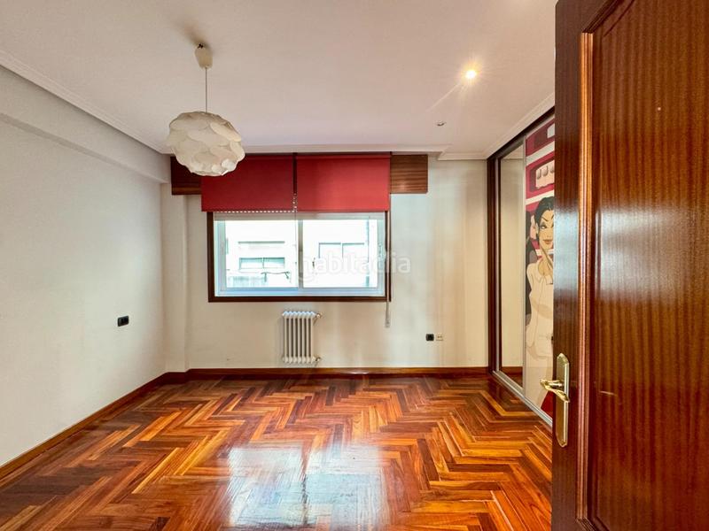 Foto a45fd36a-13ef-4c31-ab46-dcaec80ce636. Miete etagenwohnung mit heizung parking in Centro - Areal Vigo