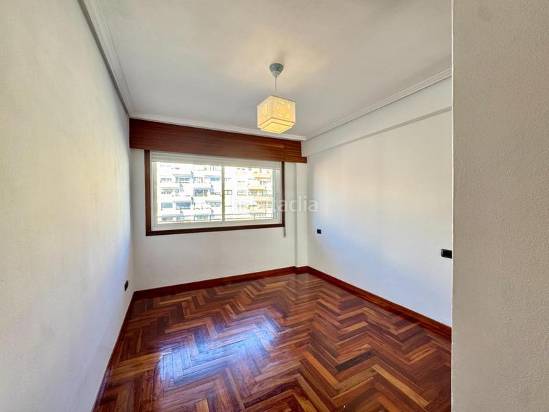 Foto f7e61145-bbcf-493f-8e3e-8cbe8400d7a2. Miete etagenwohnung mit heizung parking in Centro - Areal Vigo