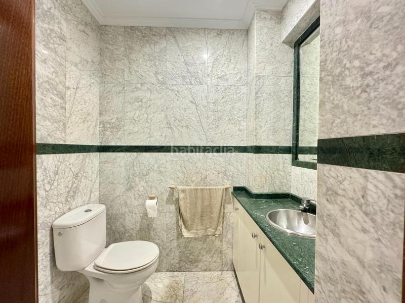 Foto d02ddcfd-13e7-43c1-a6dc-8d89847f9ddc. Rent flat with heating parking in Centro - Areal Vigo