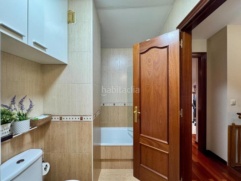 Foto 286cb85b-0689-4e9b-a0f2-dac9f92f8de1. Duplex avec chauffage parking dans As Travesas - Balaidos Vigo