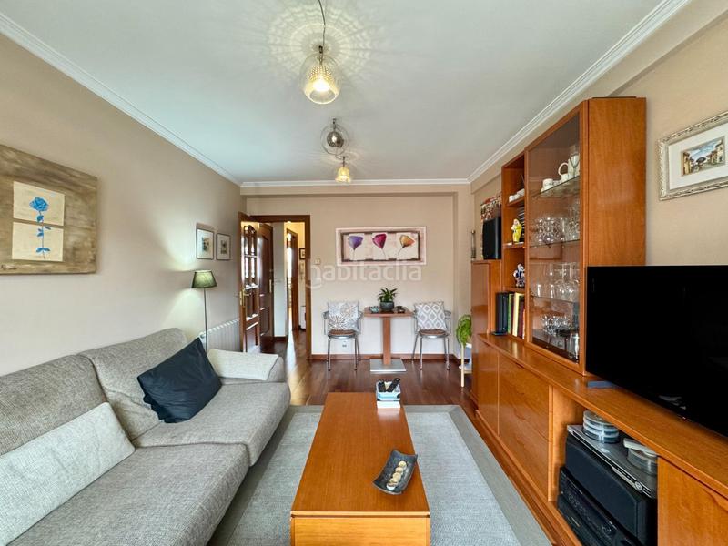 Foto c45ab965-1d45-420a-beea-0ef650c5e626. Duplex avec chauffage parking dans As Travesas - Balaidos Vigo