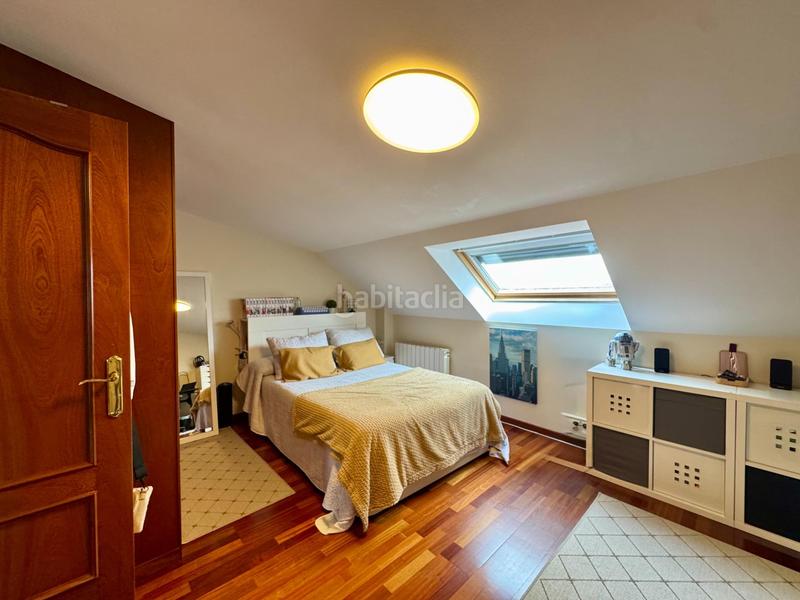 Foto f9cf7aca-80d0-4af9-a03a-78a8ca88d895. Duplex avec chauffage parking dans As Travesas - Balaidos Vigo