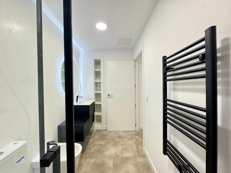 Foto 2fec6f2d-027e-46b2-9aa2-9b73793f87e1. Pis amb calefacció a Plaza España - Corte Inglés Vigo