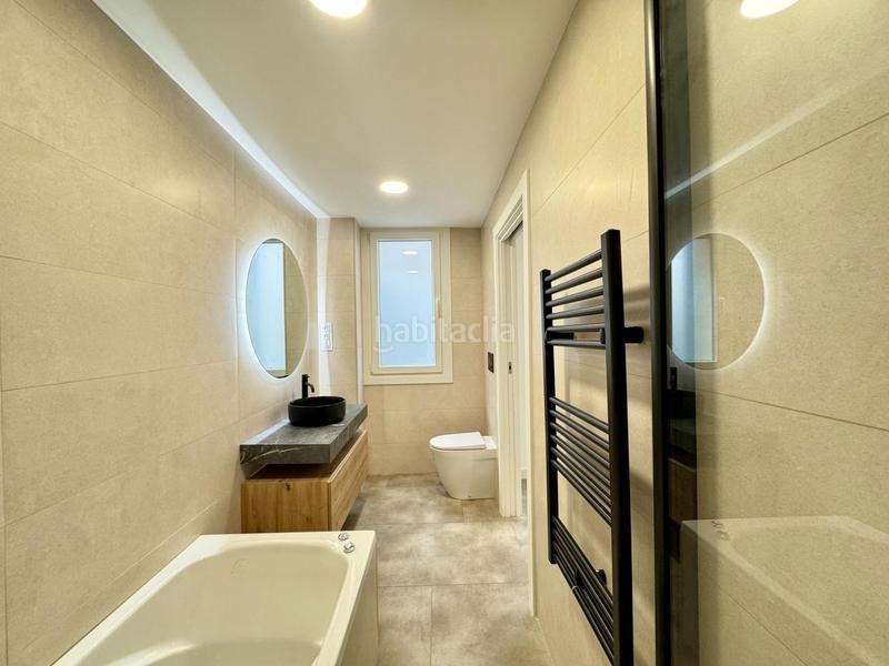 Foto 3caaa493-ff4a-4047-8aca-b7d5ff591f96. Pis amb calefacció a Plaza España - Corte Inglés Vigo