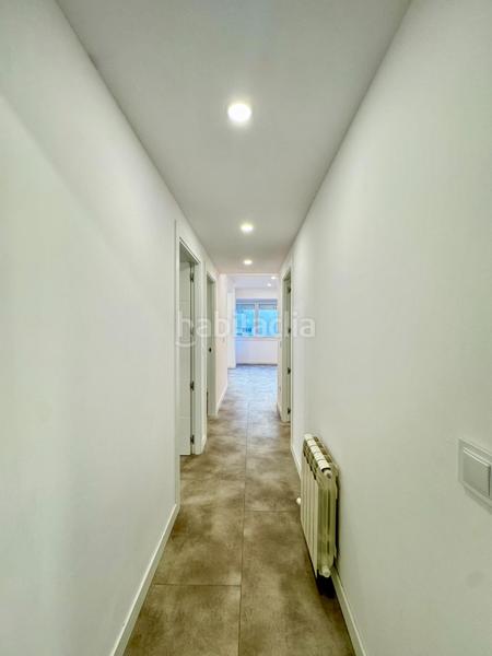 Foto 5c760ed5-6fd8-4ae9-ab56-2b1a1dabea40. Pis amb calefacció a Plaza España - Corte Inglés Vigo