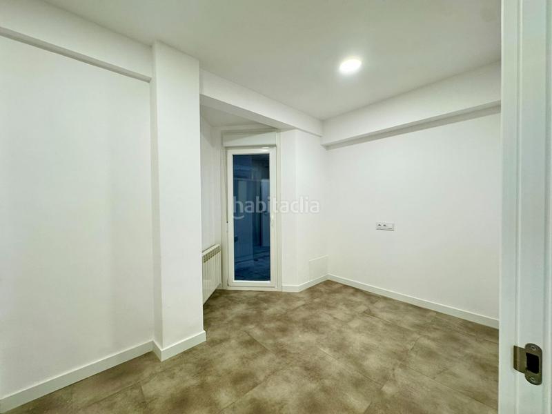 Foto 7d20725e-eee6-4b98-9849-fa974b3a2f76. Pis amb calefacció a Plaza España - Corte Inglés Vigo