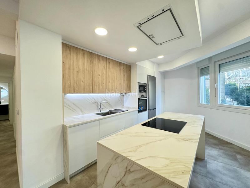 Foto a0c7e8a0-c76b-4095-a012-f8c4090c042d. Pis amb calefacció a Plaza España - Corte Inglés Vigo