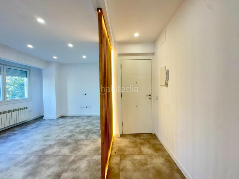 Foto f2149e9d-5865-4310-8b91-9b5de62edf44. Pis amb calefacció a Plaza España - Corte Inglés Vigo