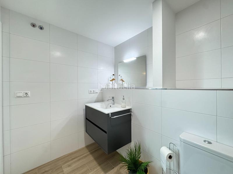 Foto ba421edb-ec7d-40b3-8b8b-d7614a3e5d00. Semi detached house with heating in O Carril Vilagarcía de Arousa