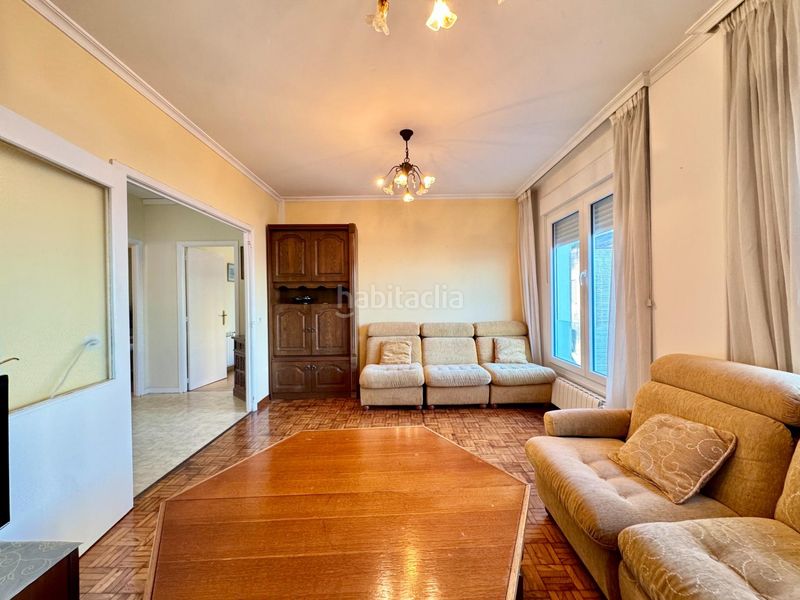 Foto 4e6e63e1-ae2a-4935-9d95-c04274cd2e8e. Pis amb calefacció aparcament a Vilanova de Arousa