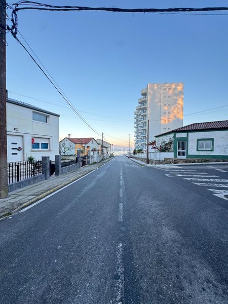 Foto 95061bb2-4ddb-44ea-83f2-f1300967177b. Pis amb calefacció aparcament a Vilanova de Arousa