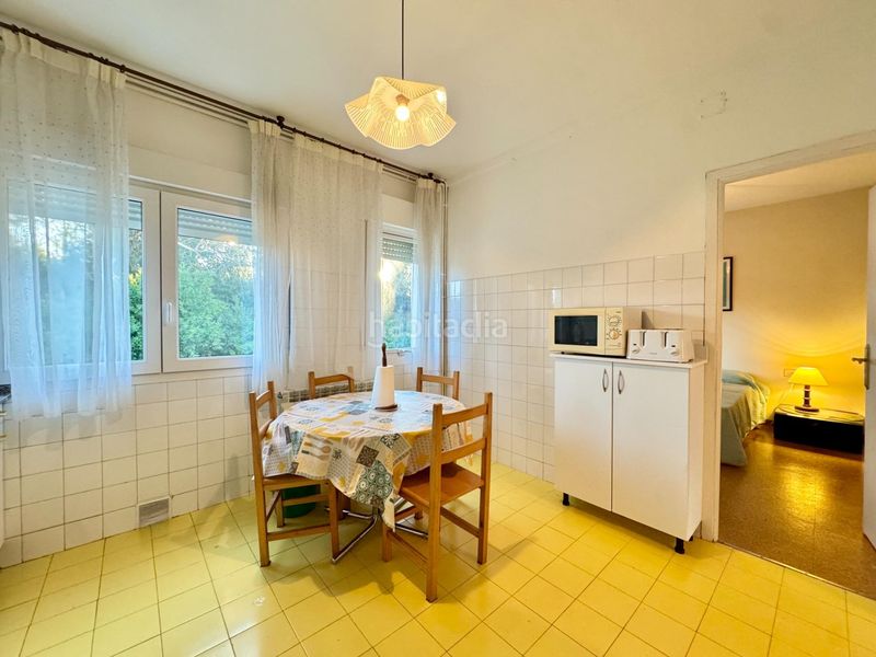 Foto adfa4851-bb66-42f7-9a7f-44499c6b4158. Pis amb calefacció aparcament a Vilanova de Arousa