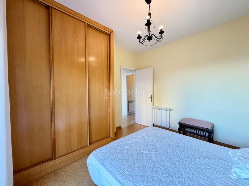 Foto c96400b3-9ffa-4eec-9cbc-034c518c81aa. Pis amb calefacció aparcament a Vilanova de Arousa