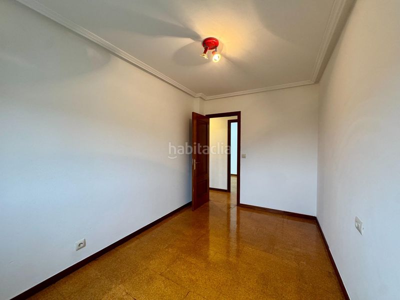 Foto 46a99b1c-15b9-447d-8e60-abd0959b189c. Pis a As Travesas - Balaidos Vigo