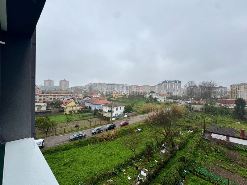Foto a47966ab-2318-409c-a4d5-df9c00d2b53f. Pis a As Travesas - Balaidos Vigo