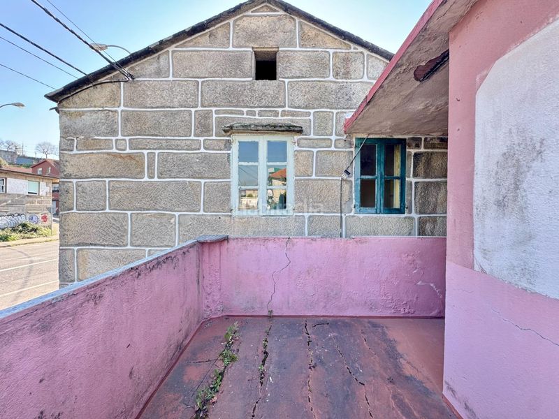Foto d9d4f2a6-817f-44d4-94a9-330a2c6d4c16. Casa amb aparcament a Coruxo - Oia - Saiáns Vigo