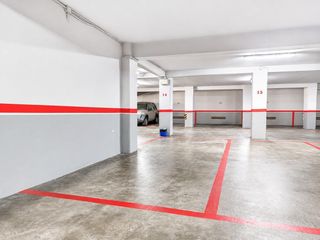 Aparcament cotxe  Calle lópez mora. Plaza de garaje en lópez mora, vigo. ref. p468