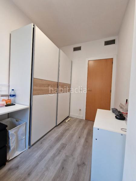 Foto fab3fd56-5ea3-4dce-926c-e3b78ff60f2f. Appartamento con riscaldamento parcheggio in Trinitat Vella Barcelona