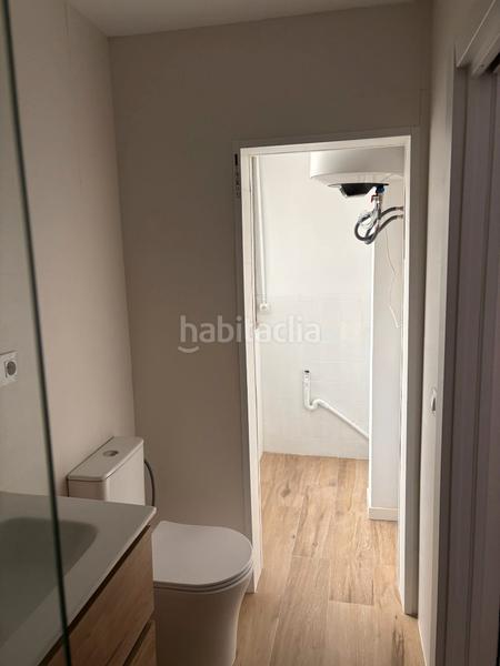 Foto d45a325e-65a6-41e9-8efe-aea7879e528c. Pis amb calefacció a Turó de la Peira Barcelona