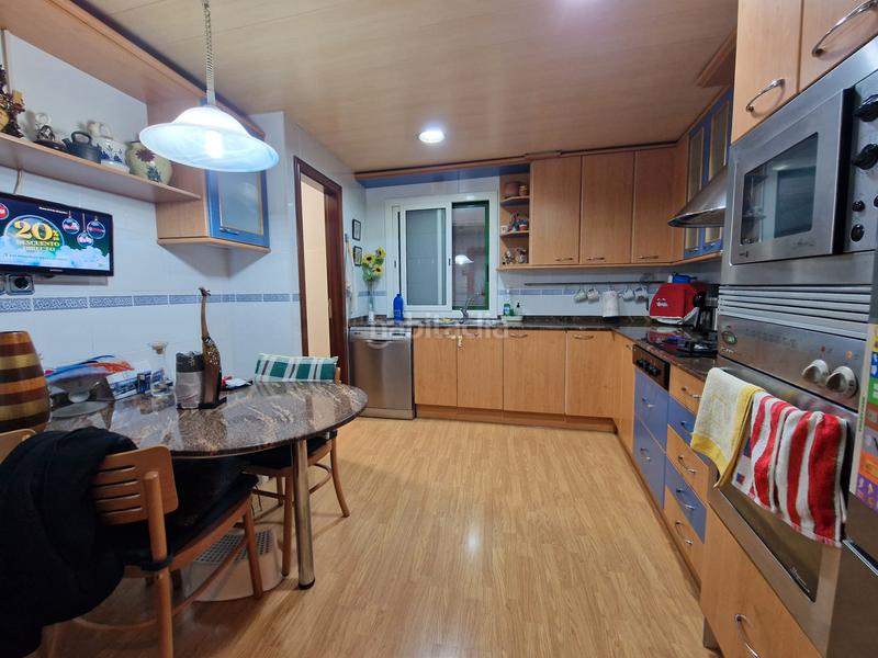 Foto 14a57faa-dafa-4c5a-b93a-3e28a614a587. Pis amb calefacció aparcament a Can Cuiàs Montcada i Reixac