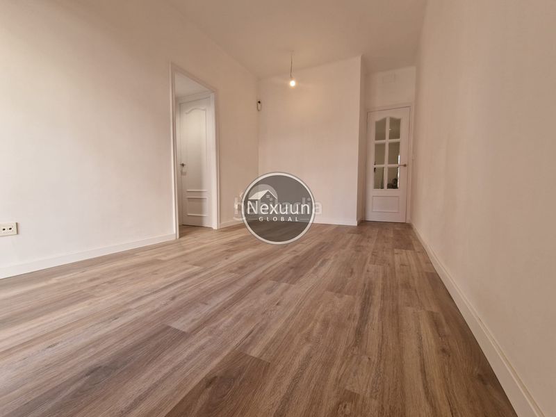 Foto 51172060-827d-4f64-8f9c-0b8962aa9852. Pis a Guinardó Barcelona