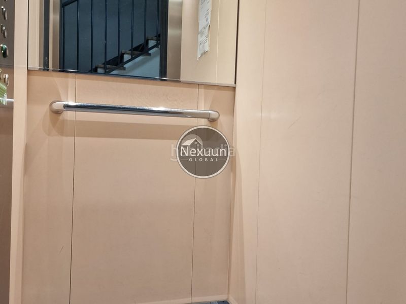 Foto 93b382a9-3d3f-408a-941c-b4fa36e2920a. Pis a Guinardó Barcelona