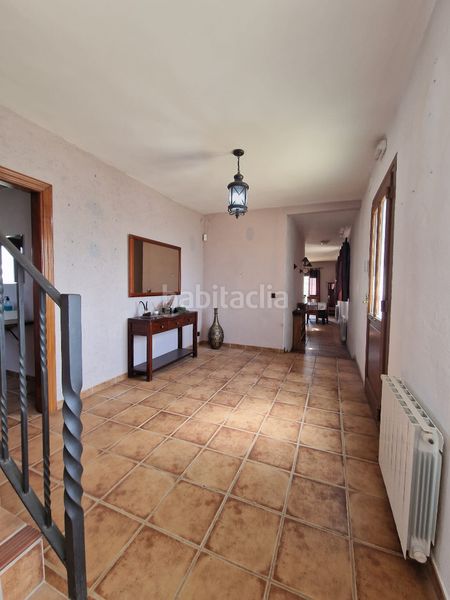 Foto 2e8a6de4-22da-4a86-980e-30e769a914db. Masia amb xemeneia calefacció aparcament piscina a Preixens