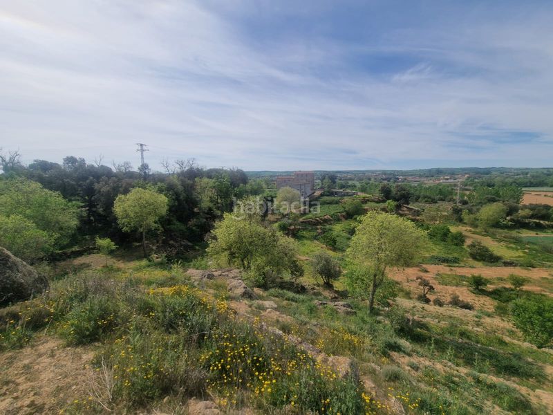 Foto 2fed7432-0c51-483b-8f90-1c5ddab5eb22. Masia amb xemeneia calefacció aparcament piscina a Preixens