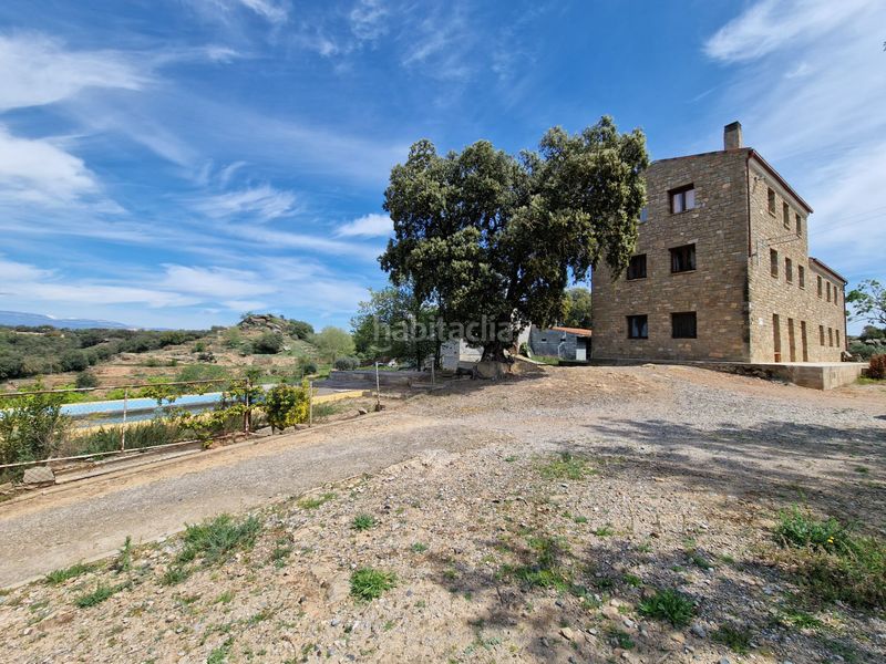 Foto 30c082b3-7836-4c83-b087-629405c5ae5b. Masia amb xemeneia calefacció aparcament piscina a Preixens