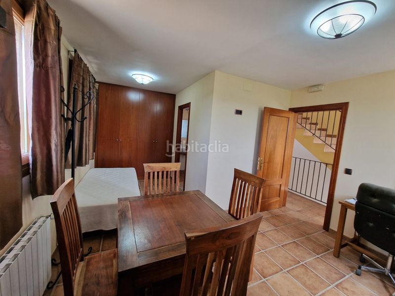 Foto 351583a0-6272-45b3-840c-051ee67851b3. Masia amb xemeneia calefacció aparcament piscina a Preixens