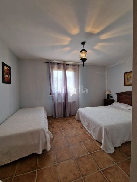 Foto 40e4e2fa-b488-4534-84a5-ce5b39c253ec. Masia amb xemeneia calefacció aparcament piscina a Preixens