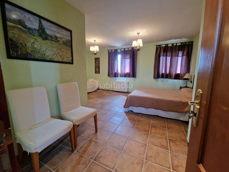 Foto 449fa705-d5d6-40af-8959-bb0548659a14. Masia amb xemeneia calefacció aparcament piscina a Preixens