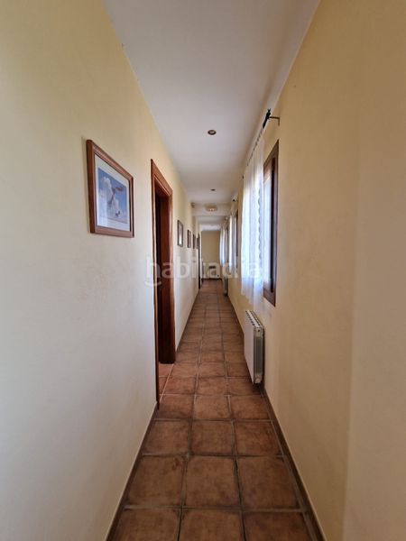 Foto 479cc244-d1d2-4f01-8c57-3850d20b0a57. Masia amb xemeneia calefacció aparcament piscina a Preixens