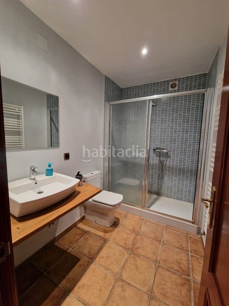 Foto 4af72fa1-028f-40ea-a9d6-b9171de1fba3. Masia amb xemeneia calefacció aparcament piscina a Preixens