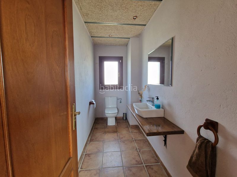 Foto 603d7954-ec2c-4b8e-a987-1f9015d9bd7d. Masia amb xemeneia calefacció aparcament piscina a Preixens