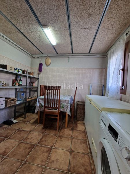 Foto 7c77f05e-73eb-417e-8de1-feb7a41f8f9d. Masia amb xemeneia calefacció aparcament piscina a Preixens