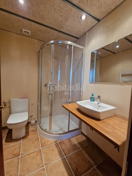 Foto 8998b868-96b3-4231-96c9-6f309bd620b9. Masia amb xemeneia calefacció aparcament piscina a Preixens