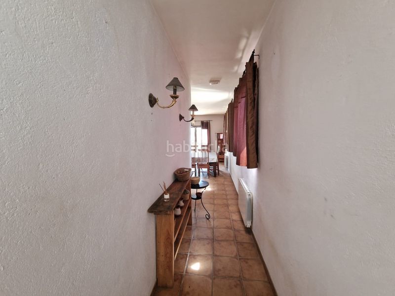 Foto 95f98356-f249-48ea-8062-267990899677. Masia amb xemeneia calefacció aparcament piscina a Preixens