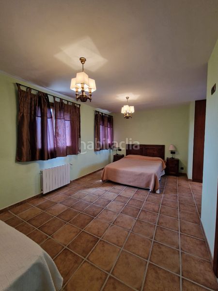 Foto a4aae32f-9d54-435c-a508-2c3d241bc6e7. Masia amb xemeneia calefacció aparcament piscina a Preixens