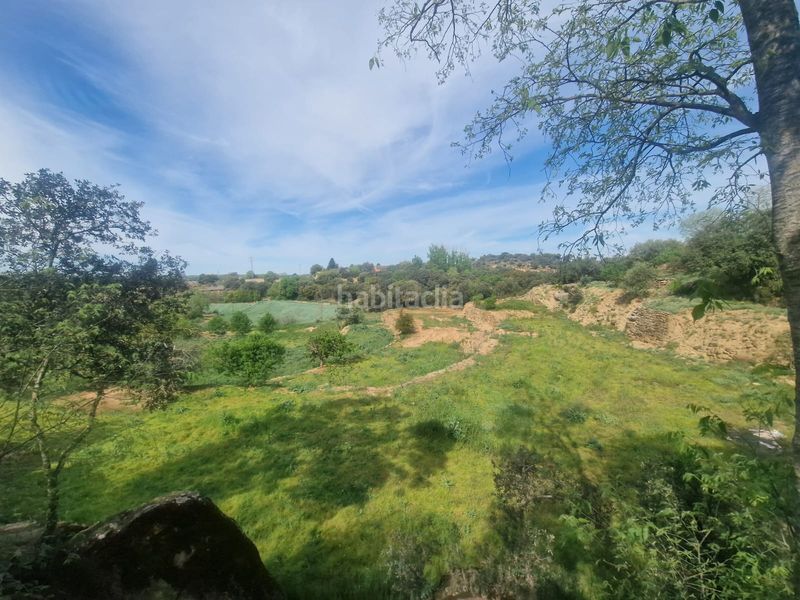 Foto af3bc413-15e4-4b76-a365-6ba03d845cca. Masia amb xemeneia calefacció aparcament piscina a Preixens