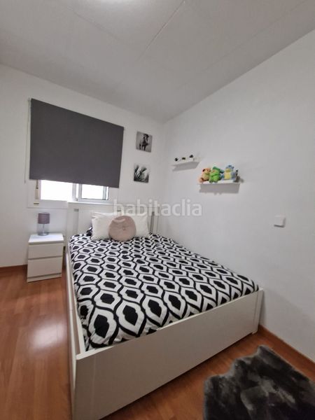 Foto ec9c570d-03c2-45b3-8b51-7bf698b0b74a. Pis amb calefacció a Turó de la Peira Barcelona