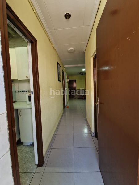 Foto 59dbab8e-ebef-4333-8c08-68ed9726886f. Pis a Raval Barcelona
