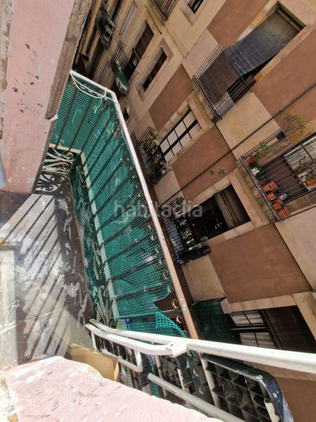 Foto ff433c06-a4d0-4074-879b-2c300e7807d5. Pis a Raval Barcelona