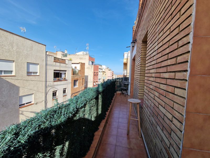 Foto acc62184-c345-4e24-91d0-d6820c104a3e. Pis a Sistrells Badalona