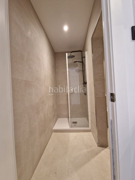 Foto 29abed3d-8275-4613-bf65-bc77e2b5ff34. Local comercial a Porta Barcelona