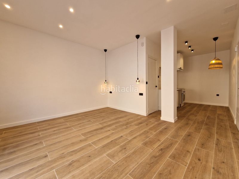 Foto 4ee6a70f-ea40-49ee-9dc1-365901feb95d. Local comercial a Porta Barcelona