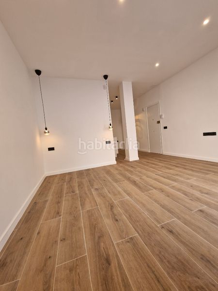 Foto a6ab083a-f621-41cf-9039-0455ca2dd4a3. Local comercial a Porta Barcelona