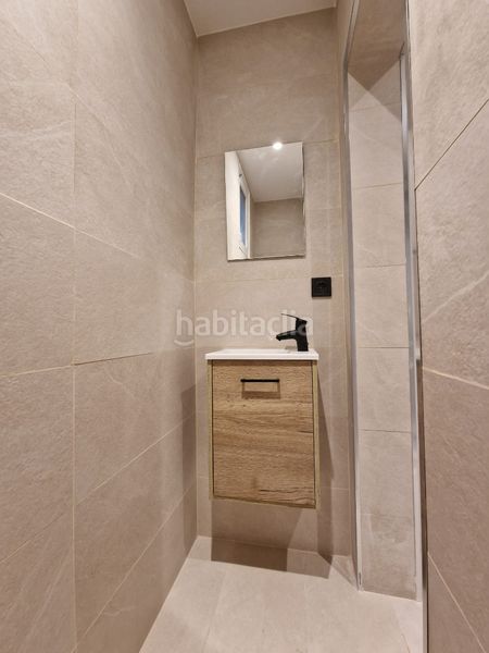 Foto cf0f54df-a44a-44ba-ac7b-a033b4ccbf2d. Local comercial a Porta Barcelona