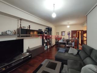 Pis a Iturralde. Piso en venta en casco viejo, zona iturribide, ascensor